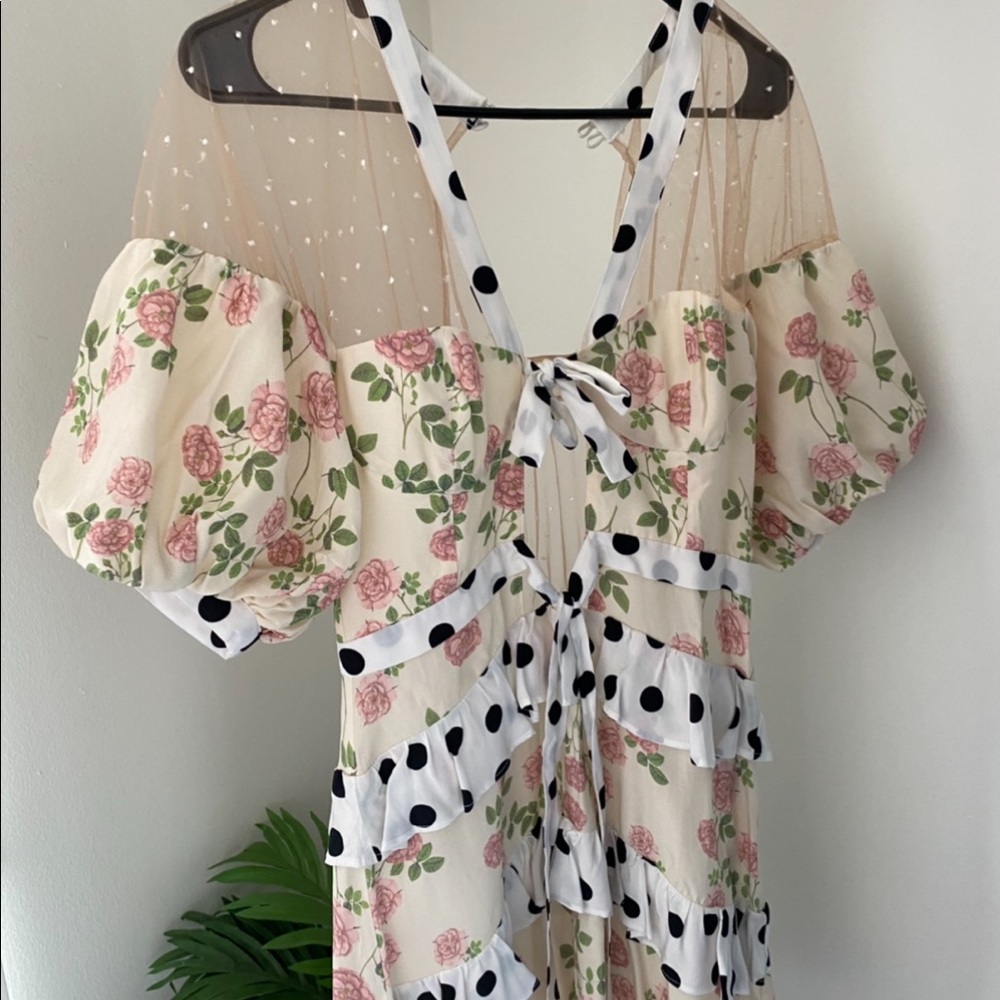 For love and lemons dress - Picture 3 of 4